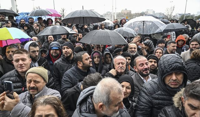 Usta sanatçı Ferdi Tayfur için AKM'de tören düzenlendi