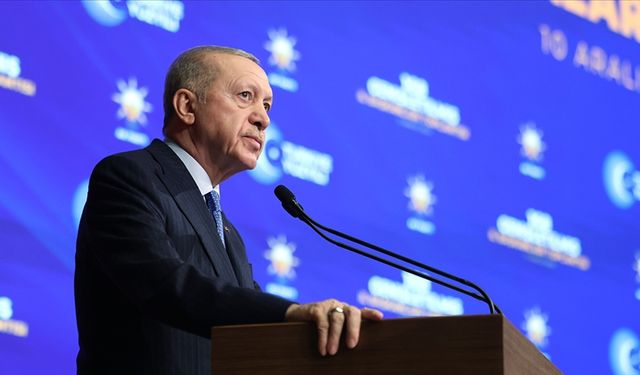 Erdoğan: İş yerini açmayan tek bir depremzede kardeşimiz kalmayacak