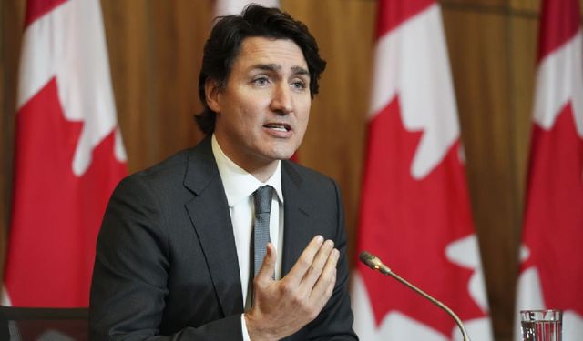 Trudeau: Trump'ın yüzde 25 gümrük vergisi getirmesinin bedelini en çok Amerikalılar ödeyecek