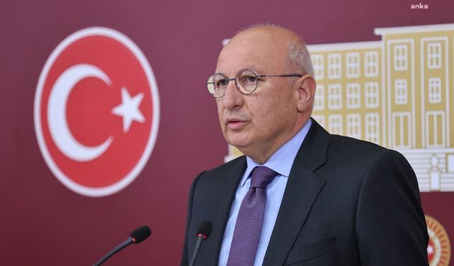 İBB Davası'na bazı gazetecilerin alınmamasına Utku Çakırözer'den tepki