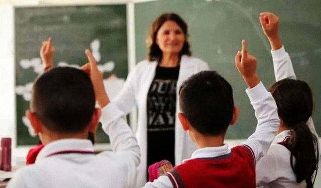 2025 Öğretmen İl Dışı Atama Takvimi Açıklandı: İl Dışı Yer Değiştirme Başvuruları MEBBİS Üzerinden Başladı