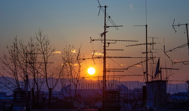 HAARP Nedir? Gerçek Bilim mi, Komplo Teorisi mi?