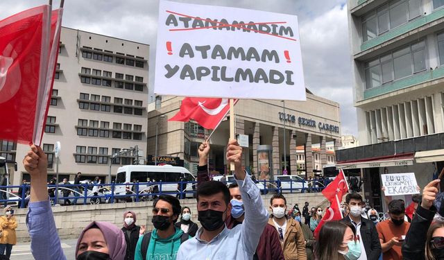 Eğitim Sen Ağustos'u işaret etti: 150 bin öğretmen ataması talebi