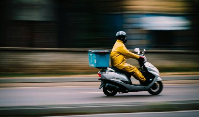 Motokuryelikte yeni dönem: Kayıt zorunluluğu ve kadın şoföre teşvik Resmi Gazete'de