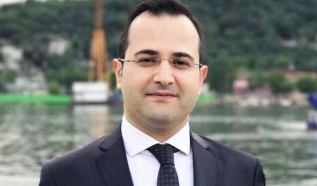 Hukukçular Derneği’nde Melih Gülseren yeniden başkan seçildi