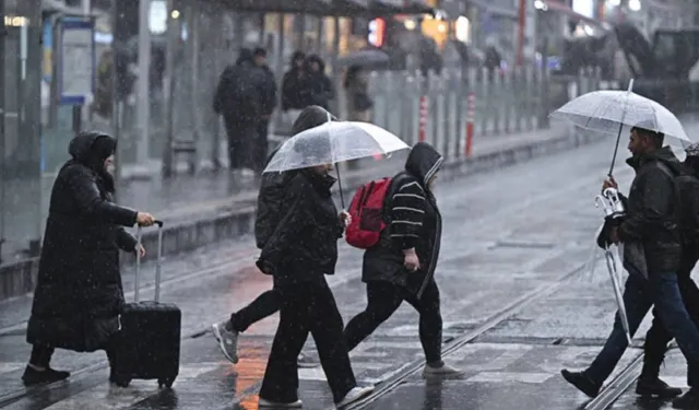Meteoroloji 'kuvvetli yağış' için uyardı! 15 Mayıs 2025 hava durumu raporu