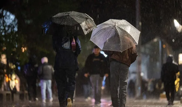 AKOM duyurdu: İstanbul'da sağanak yağış uyarısı