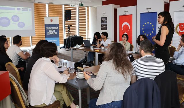 "Genç Gazeteciler için Eğitim Kampı" başladı