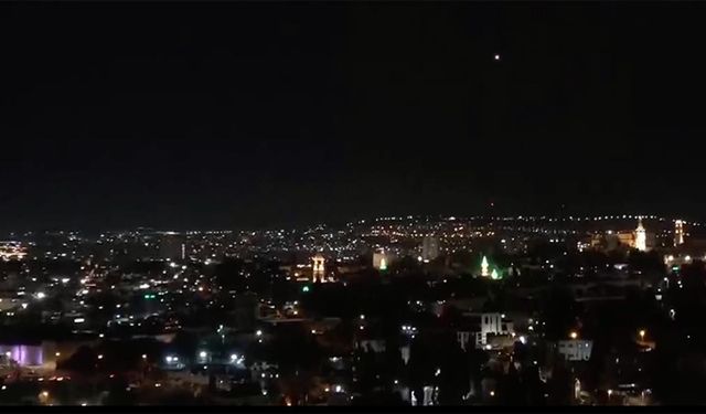 İran'dan İsrail'e füze saldırısı!