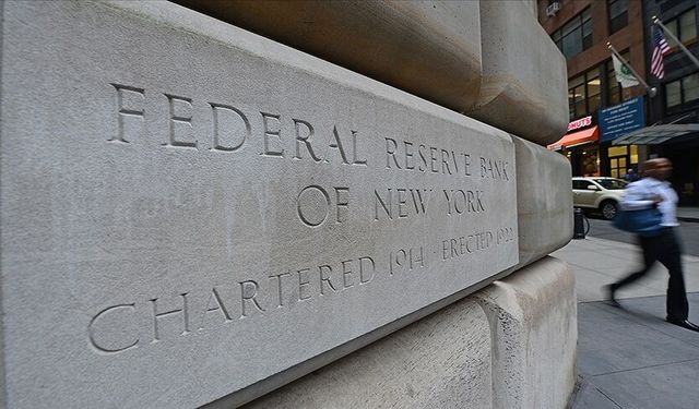 Fed, faizi 25 baz puan artışla yüzde 3,75-4 aralığına yükseltti