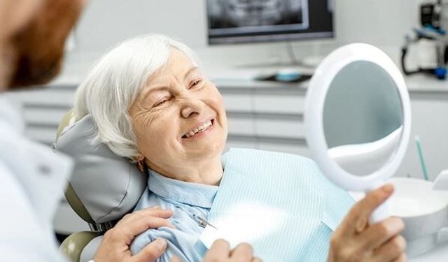 İmplant tedavisinde üst yaş sınırı yok!