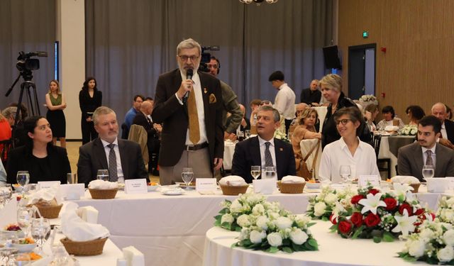 40'tan fazla ülkeden gazeteci Çankaya Belediyesi ev sahipliğindeki yemekte buluştu