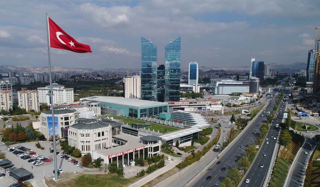 Ankara Ekonomi Zirvesi başladı: Başkent için teknoloji üssü, serbest bölge ve "outlet köyü" önerisi