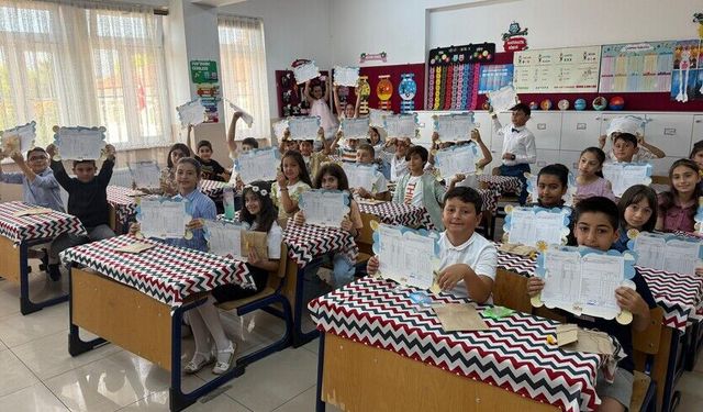 18 milyon öğrenci için karne zili yarın çalacak