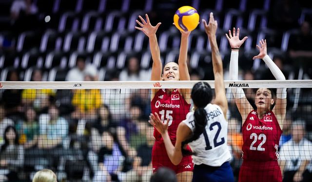 Filenin Sultanları’ndan Japonya'da erken final: Türkiye - ABD voleybol maç sonucu