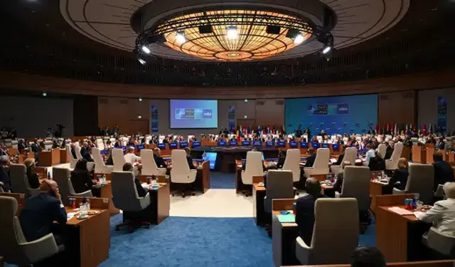 NATO Ankara Zirvesi Bildirisi yayımlandı: Ukrayna'ya 70 milyar avro destek