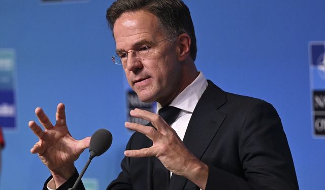 NATO Genel Sekreteri Rutte’den Trump’a övgü: "Bu koltukta olmasaydınız bunların hiçbiri gerçekleşmezdi"