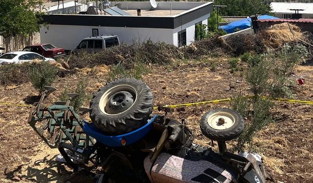 Kilis traktör kazası: Devrilen aracın altında kalan sürücü hayatını kaybetti