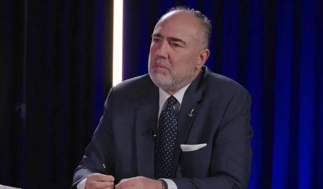 Gazeteci Vedat Yenerer hayatını kaybetti