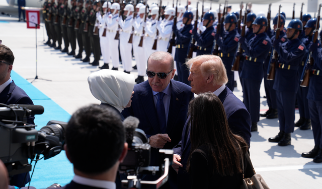 Cumhurbaşkanı Erdoğan, ABD Başkanı Trump’ı havalimanında karşıladı