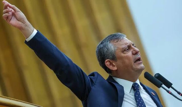 Özgür Özel'den Yeni Parti kararı sonrası ilk açıklama:  "Yeni Parti ilk kez ve son kez ana muhalefet partisi olacak"