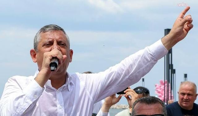 Avrupa Sosyalistler Partisi ve Sosyalist Enternasyonel'den Özgür Özel'e tebrik mesajı