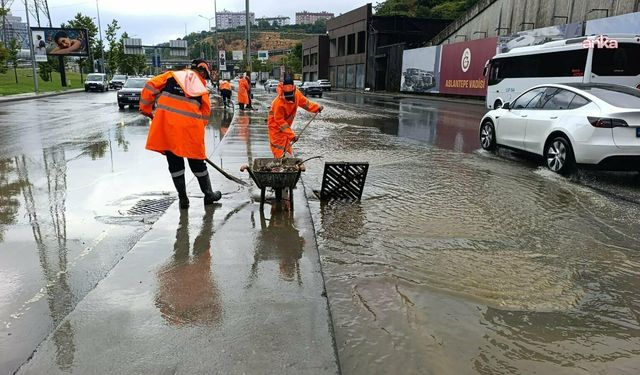 AKOM uyardı: İstanbul'da kuvvetli sağanak aralıklarla devam edecek