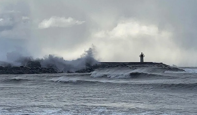 Doğu Karadeniz'de hava durumu alarmı: Meteoroloji'den Rize, Trabzon ve Artvin için sarı kodlu uyarı