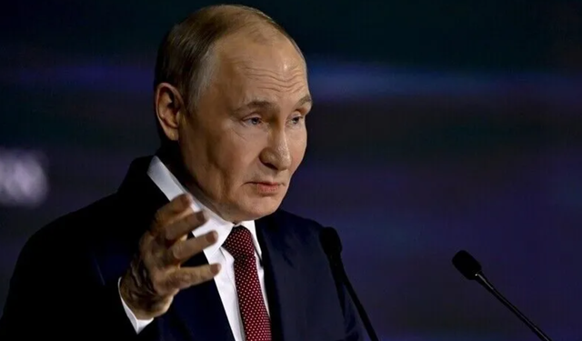 Putin: Akaryakıt piyasasındaki sorunlar Rus ekonomisini etkilemeyecek