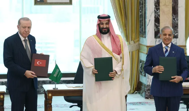 Türkiye, Suudi Arabistan ve Pakistan ortak savunma anlaşması imzaladı