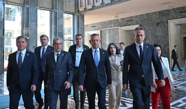 CHP'den TBMM Başkanlığı'na başvuru: YENİ Parti'nin kullandığı odalar talep edildi