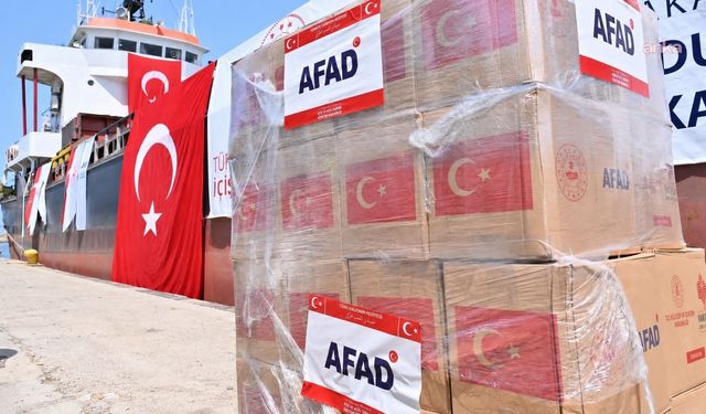 Türkiye’den Lübnan’a insani destek: 40 palet ilaç yardımı