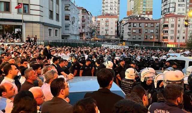 Ümraniye’de Süleymancılara ait olduğu değerlendirilen adrese operasyon: Polisle grup arasında arbede