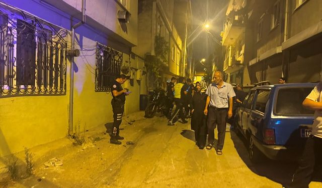 Bursa Osmangazi’de trafik kazası: Yunus timi motosikletle çarpıştı, 4 yaralı