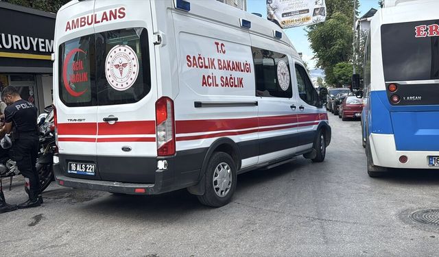 Bursa Yıldırım'da bıçaklı kavga: Akrabaların kavgasında 6 kişi yaralandı