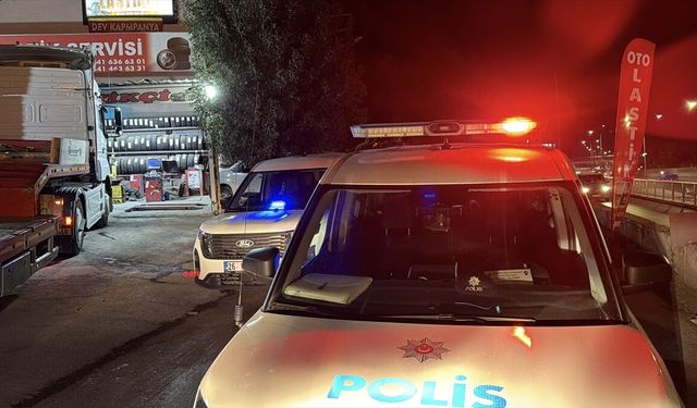 Eskişehir Tepebaşı'nda bir parkta bıçaklı kavga: 1 yaralı