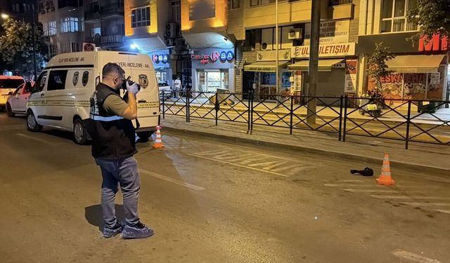 Eskişehir’de bıçaklı saldırı: Eski erkek arkadaşı tarafından bıçaklanan kadın hastaneye kaldırıldı