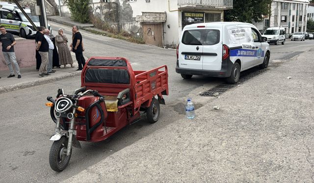 Karabük trafik kazasında elektrikli motosikletteki 4'ü çocuk 5 kişi yaralandı