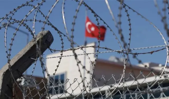 "Cezaevinde isyan çıktı" iddialarına ilişkin 8 kişi hakkında gözaltı kararı
