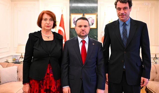 Adalet Bakanı Akın Gürlek, Uğur Mumcu’nun ailesiyle görüştü