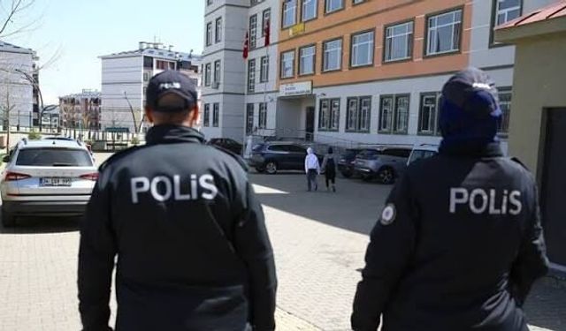 Okullarda güvenlik için 30 bin "bahçe görevlisi" alınacak: Bakan Çiftçi şartları açıkladı