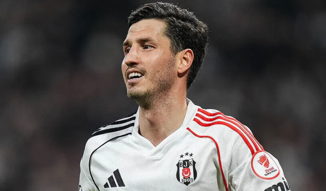 Salih Uçan Gençlerbirliği'nde: Transfer resmen açıklandı