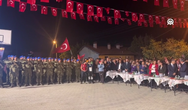 Büyük Taarruz'un 104. yılında Kocatepe'ye "Zafer Yürüyüşü" gerçekleştirildi