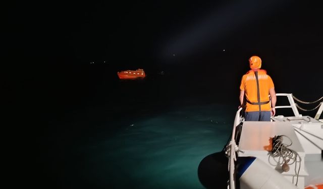 Silivri açıklarında gemi kazası: Tuğberk İmamoğlu'nun battığı değerlendiriliyor