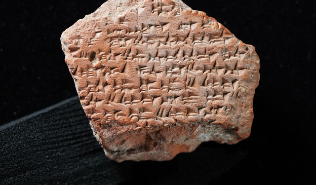Hattuşa'da Kadeş Barış Antlaşması'nın yeni nüshasına ait tablet bulundu