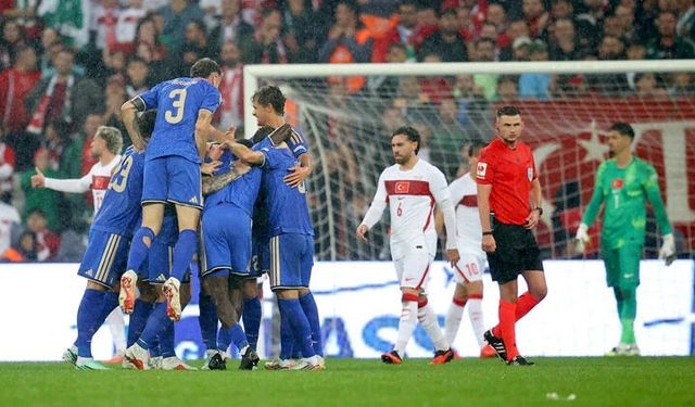 Türkiye, Uluslar Ligi’nde İtalya’ya 4-1 mağlup oldu