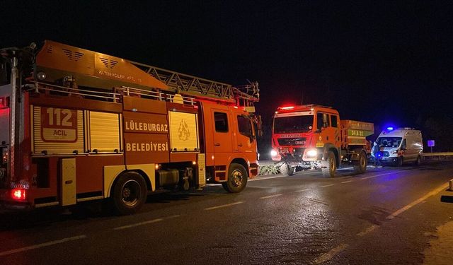 Kırklareli Lüleburgaz’da yangın: Ağaçlık alana sıçrayan alevler söndürüldü