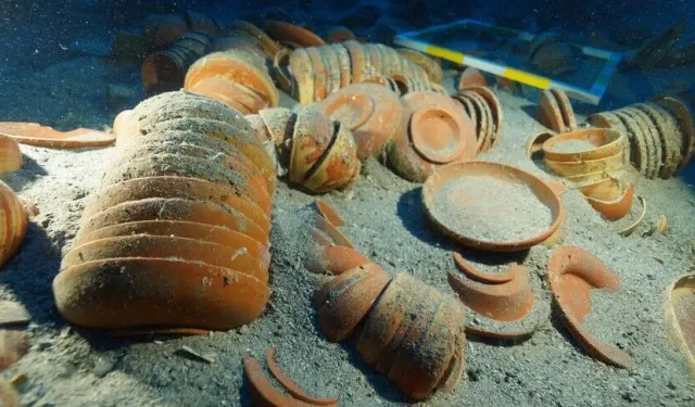 Akdeniz’de Adrasan batığında Çiçero’nun bahsettiği 2 bin 100 yıllık sofra takımı çıktı