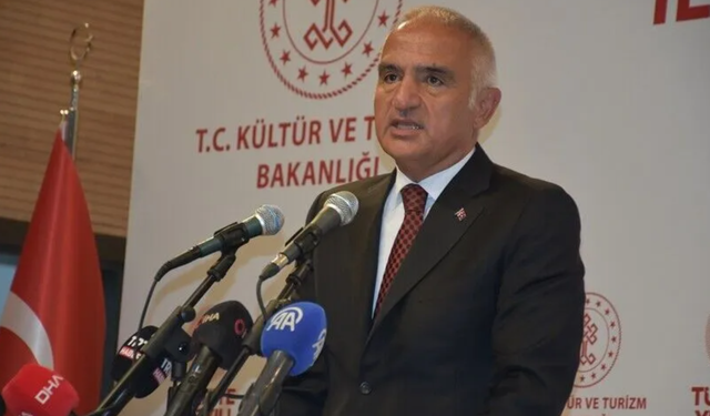 Bakan Ersoy: Türkiye-Özbekistan ortak kültürü Taşkent'te sahneye taşındı