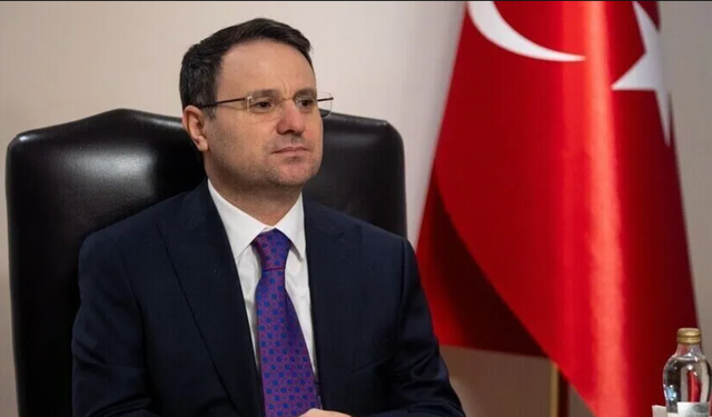 Bakan Gürlek, Hukuk Mesleklerine Giriş Sınavı adaylarına başarı diledi